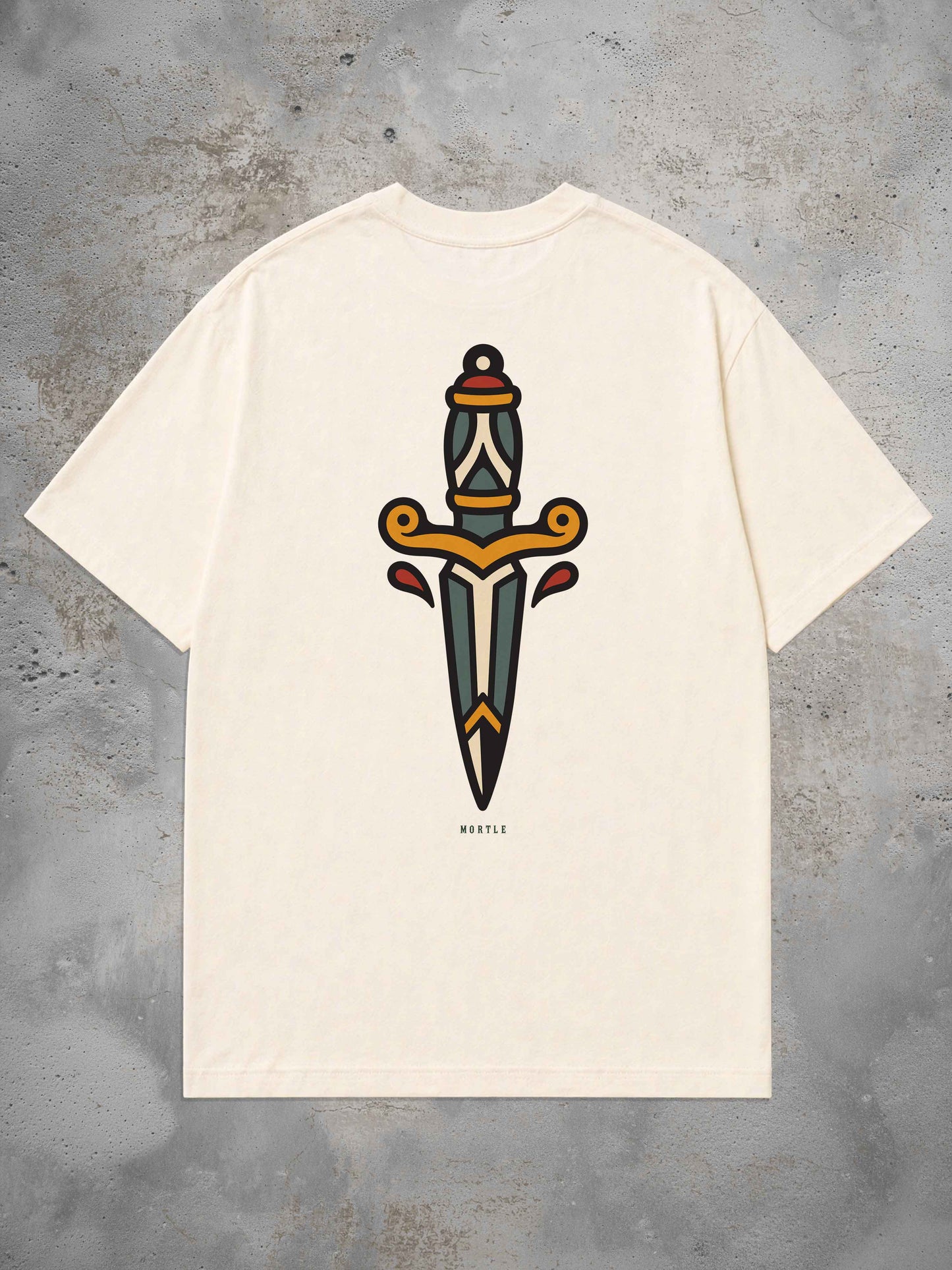 Off White Oversized Tattoo T-Shirt mit großem Dolch Rückenprint im Traditional Tattoo Stil
