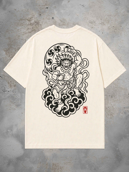MORTLE Fujin Mono Oversized T-Shirt in Off White mit schwarz-weißem Backprint des japanischen Windgotts Fujin.