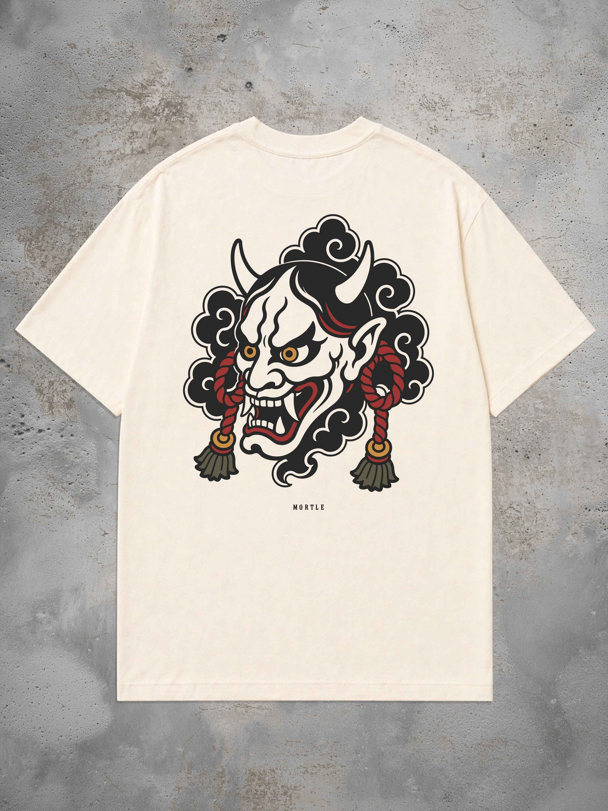 Oni Oversized Tattoo T-Shirt in Offwhite mit japanisch inspirierter Oni-Maske als großem Rückenprint