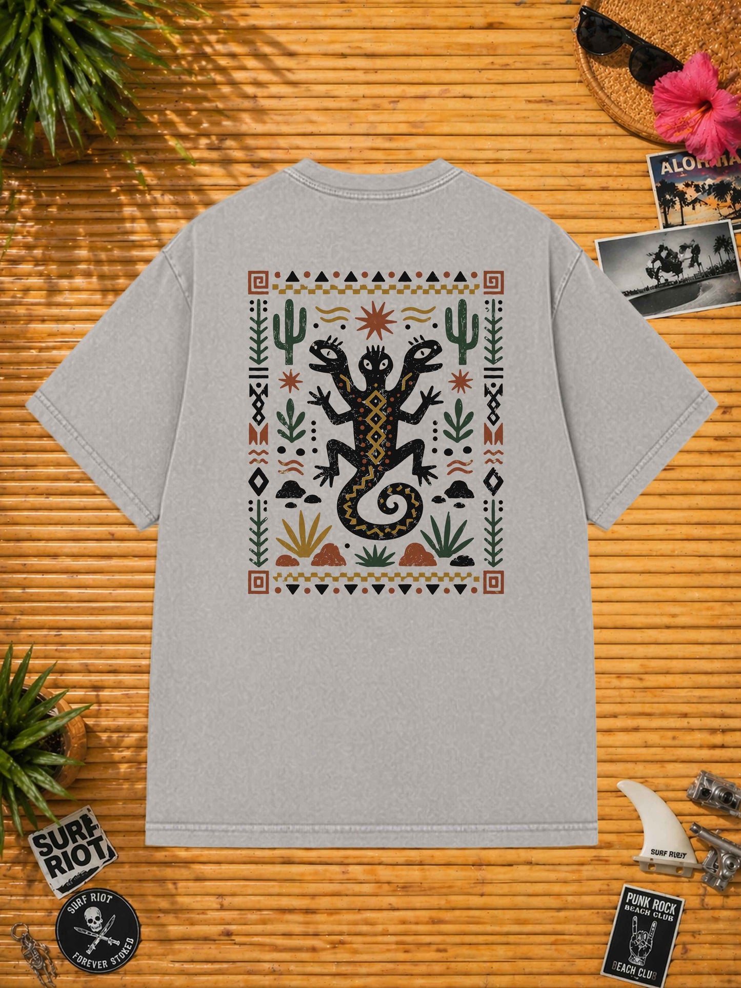 Lizzard -  Loose Fit Tee