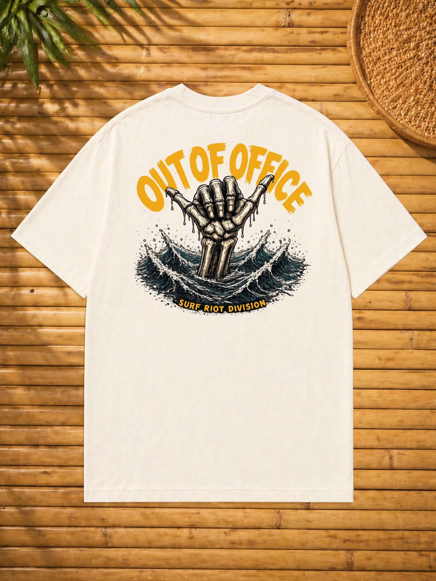 Out Of Office Loose Fit Shirt von Surf Riot in Natural Raw