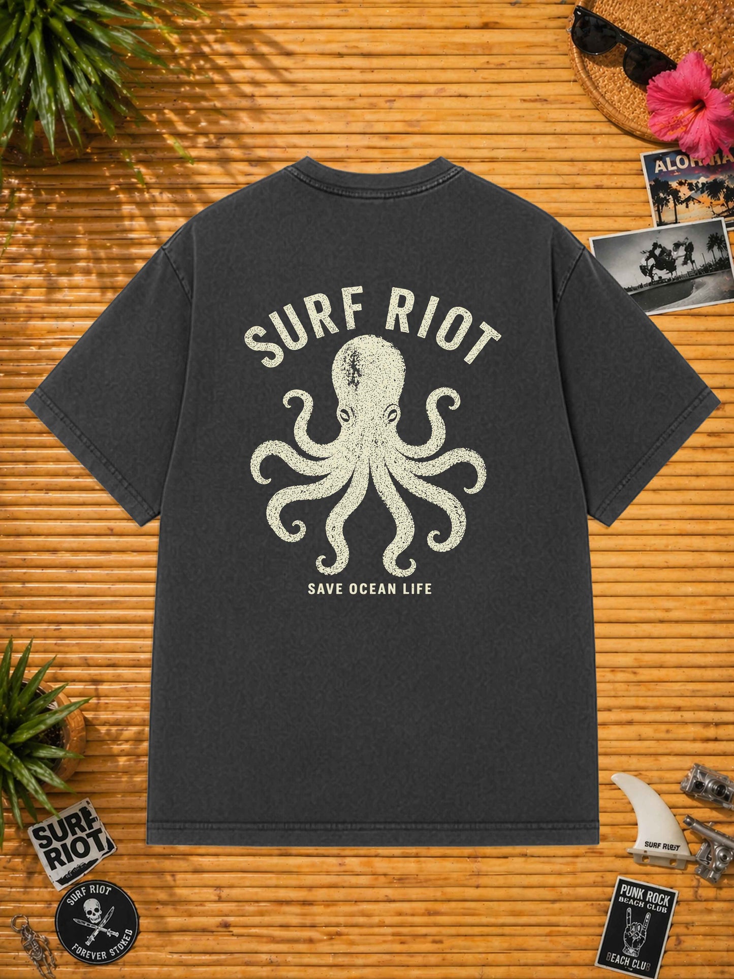 Save Ocean Life Shirt mit Oktopus Backprint von Surf Riot